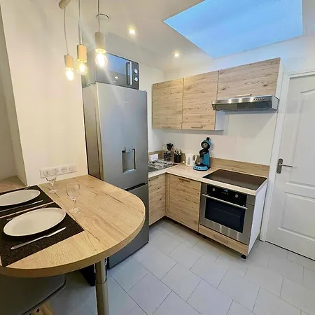 T2 En Rdc Centre Netflix Douai